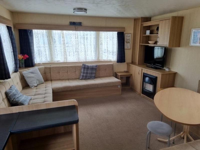 8 Berth Caravan Pg30 Chapel Saint Leonards Eksteriør billede