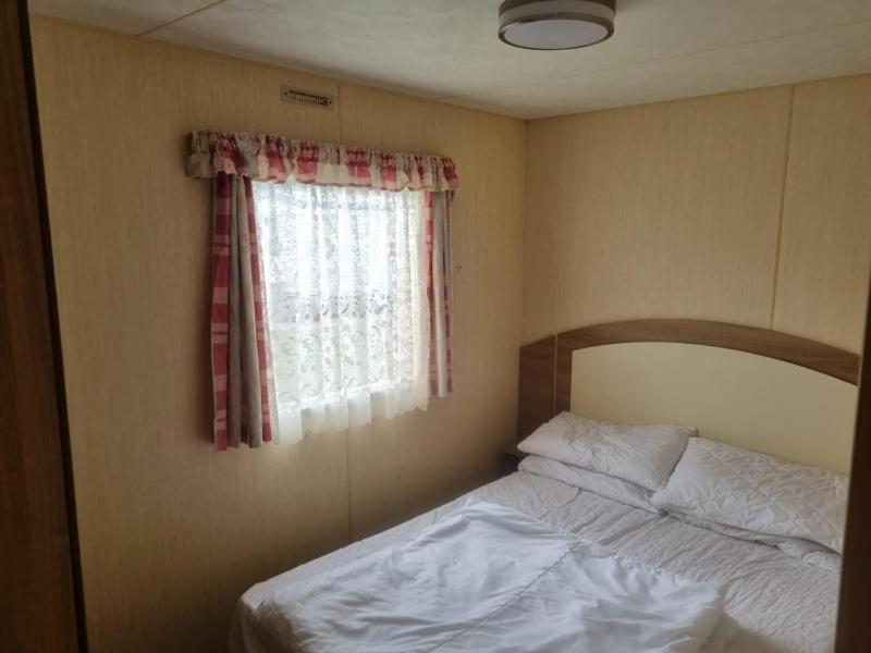 8 Berth Caravan Pg30 Chapel Saint Leonards Eksteriør billede